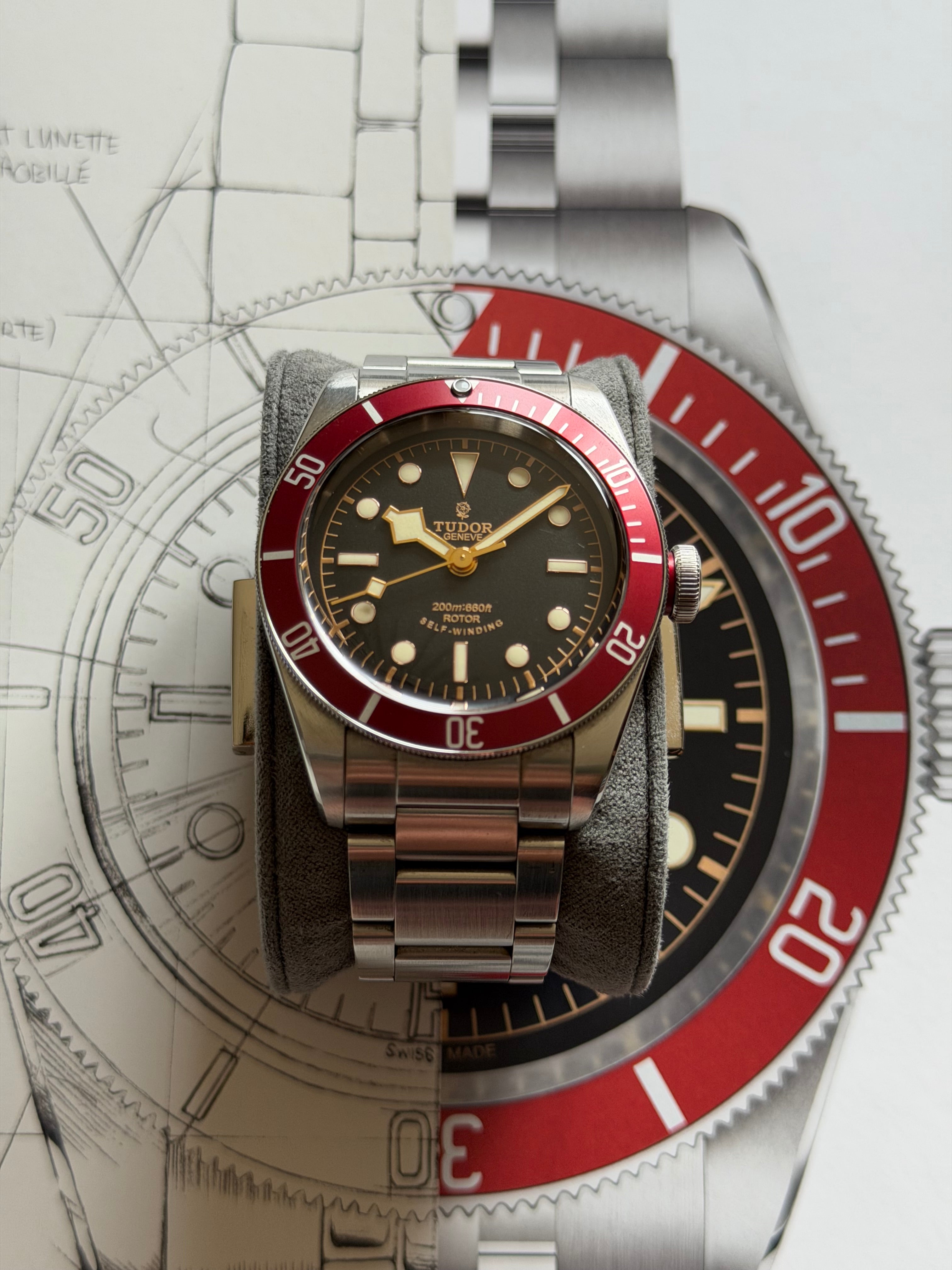 Tudor Heritage BB Red ‘Smiley’
