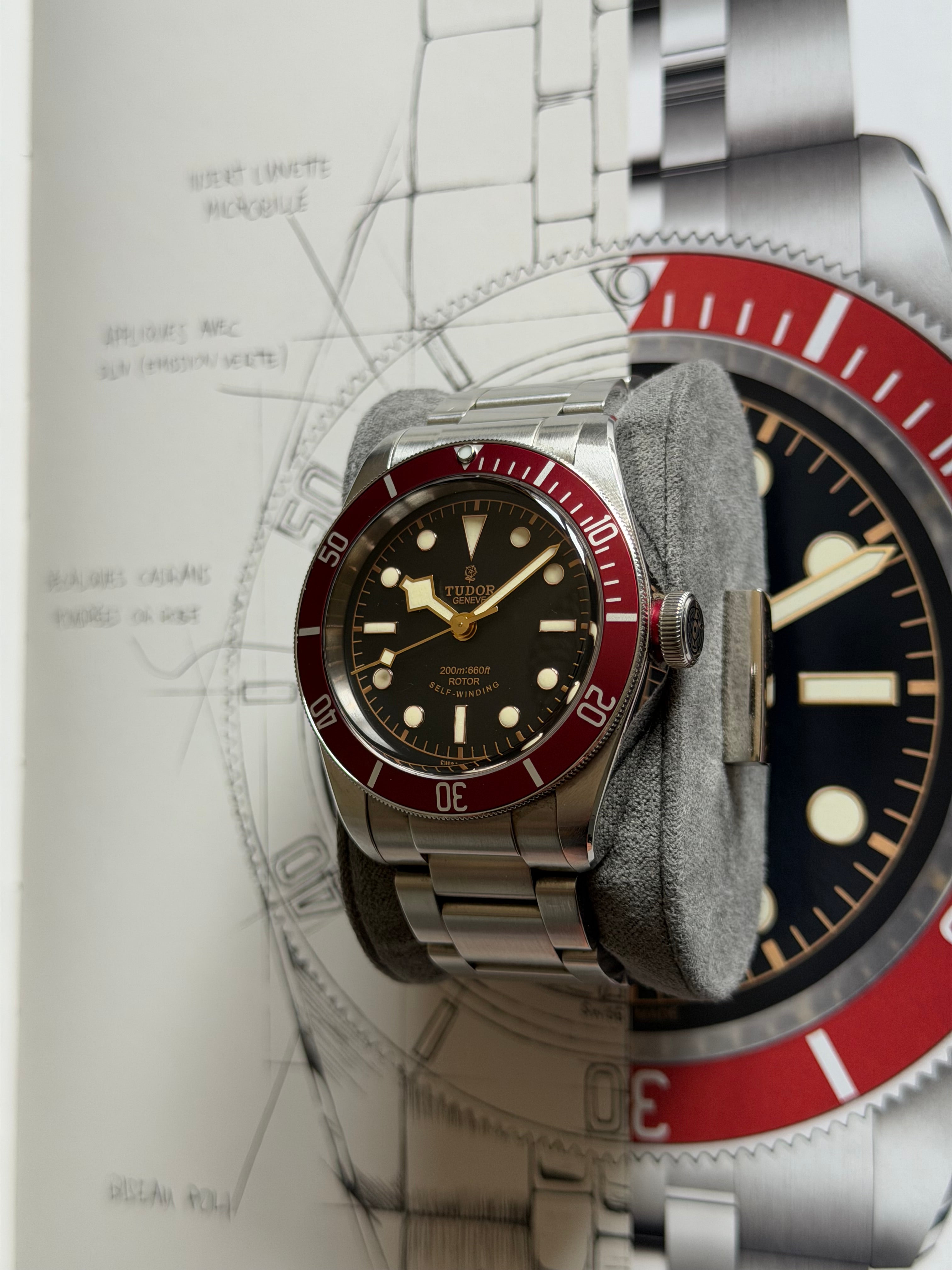 Tudor Heritage BB Red ‘Smiley’